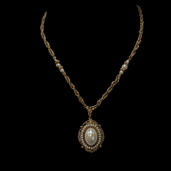 1928 Jewelry - 1928 Vintage Faux Pearl Necklace